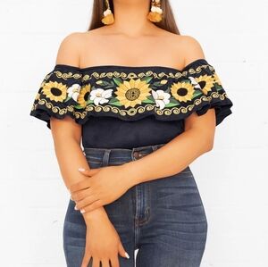 NEW Herencia Collection Paisana Embroidered Bodysuit Blue Snap Closure Flower